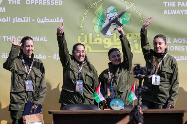 Quem são as quatro reféns libertadas pelo Hamas