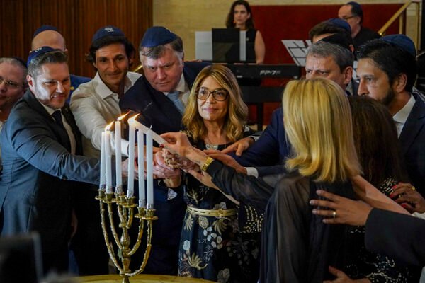 Câmara Municipal participa de ato em memória às vítimas do Holocausto