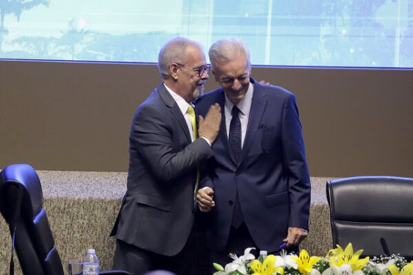 Presidente da Câmara representa o Legislativo paulistano na posse da nova Mesa Diretora do TCM-SP 