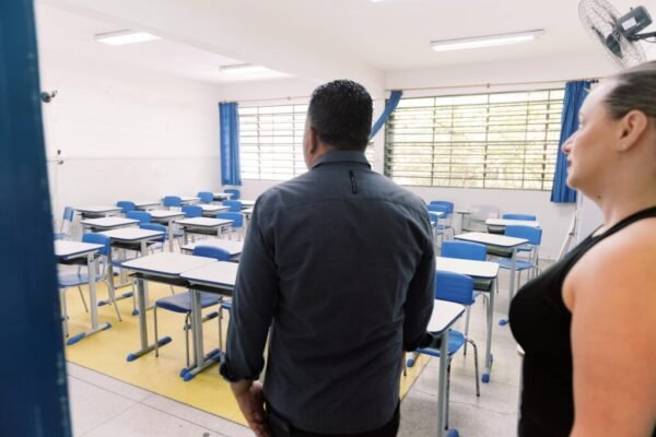 Secretaria de Educação de Taboão da Serra faz levamento das unidades escolares