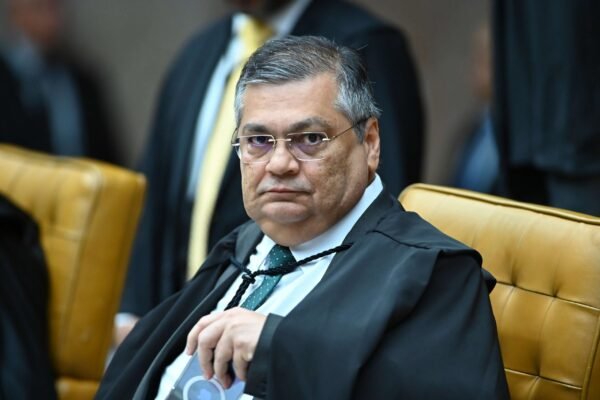 Depois de cumprimento de exigências, Dino libera emendas a 4 ONGs