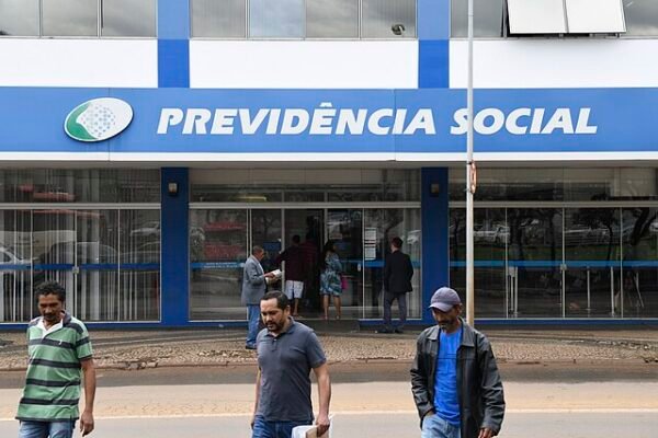 Novo salário mínimo: o que muda em benefícios e serviços que se baseiam no piso nacional