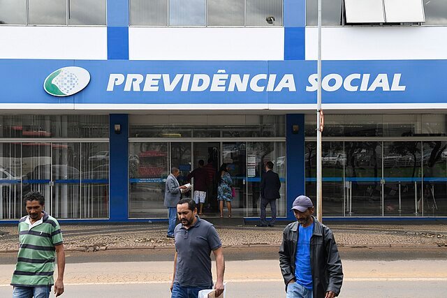 Novo salário mínimo: o que muda em benefícios e serviços que se baseiam no piso nacional