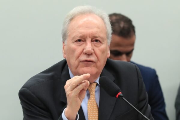 Novo quer ouvir Lewandowski sobre relação do Ministério da Justiça e ONG ligada ao PCC