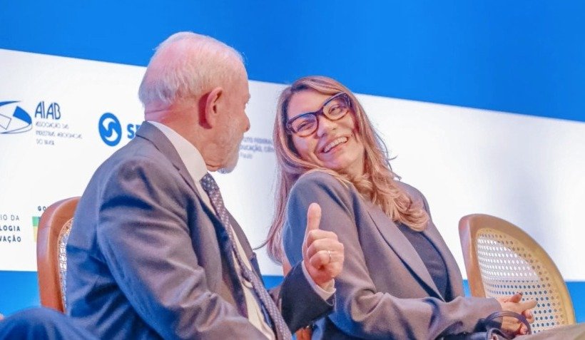 Governo Lula nega informações sobre Janja; entenda