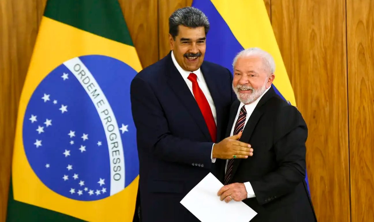 Governo Lula quer manter diálogo com regime de Maduro