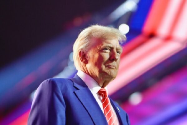 Dirceu expõe fragilidades do governo Lula