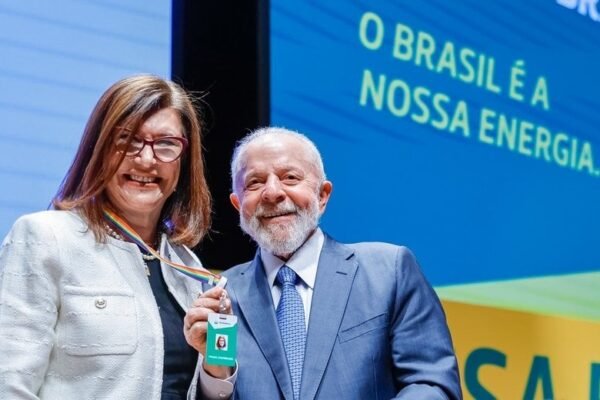 Combustíveis ficam mais caros em fevereiro, depois de aumento do ICMS