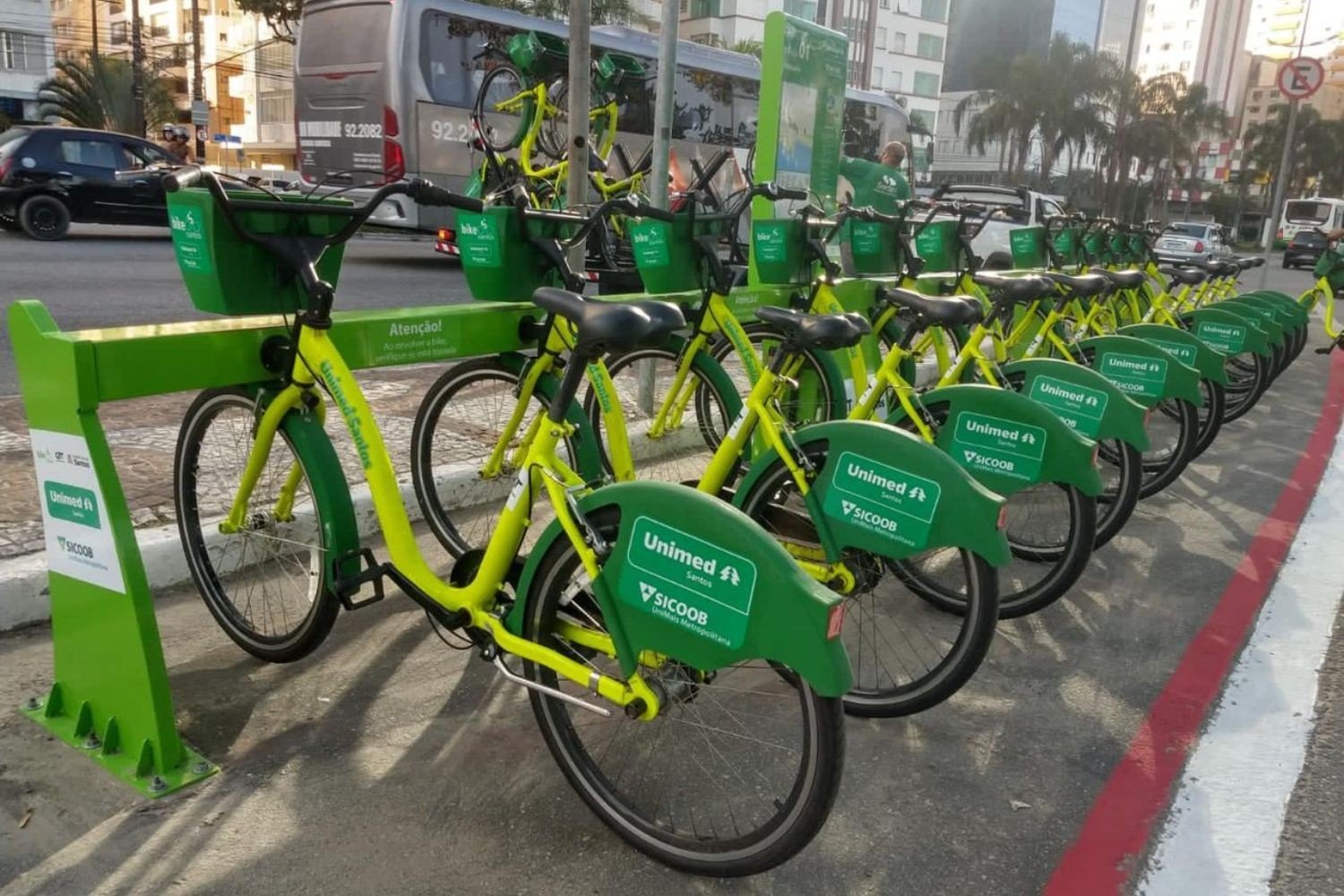 Empresa libera viagens gratuitas de bike no sábado; veja como usar