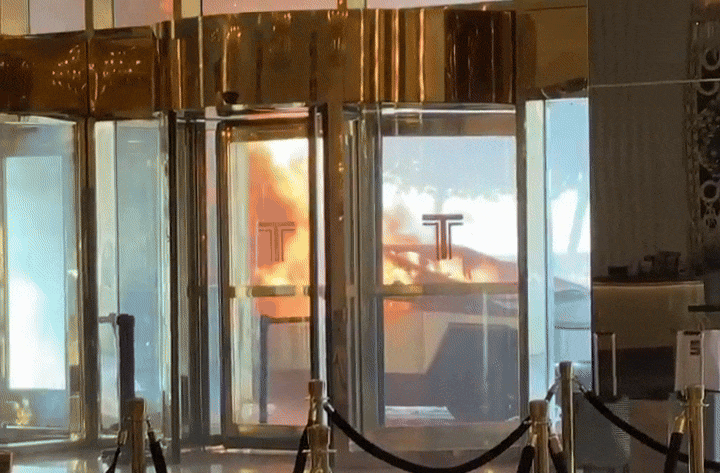 VÍDEO: Cybertruck pega fogo em frente ao Trump Hotel em Las Vegas