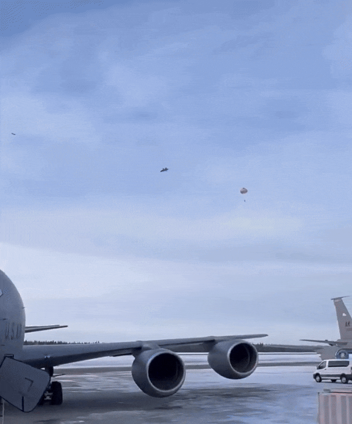 VÍDEO mostra momento de queda e explosão de caça F-35 dos EUA no Alasca; piloto sobrevive