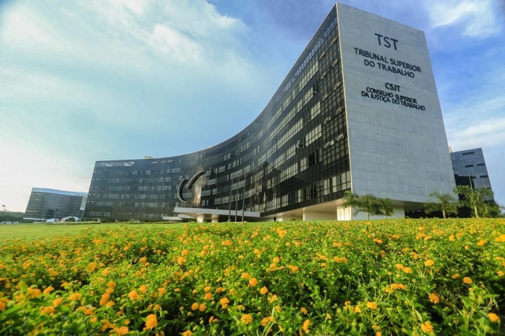 Ministros do TST receberam até R$ 419 mil líquidos em dezembro