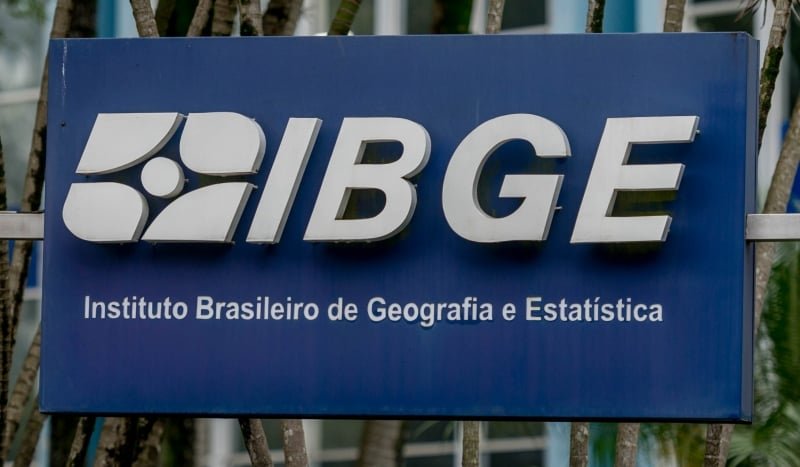 Alto escalão de servidores do IBGE elabora carta aberta contra Pochmann