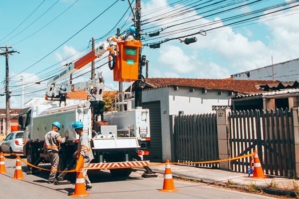 Moradores de cidade do litoral de SP têm novo canal para tratar sobre a iluminação pública