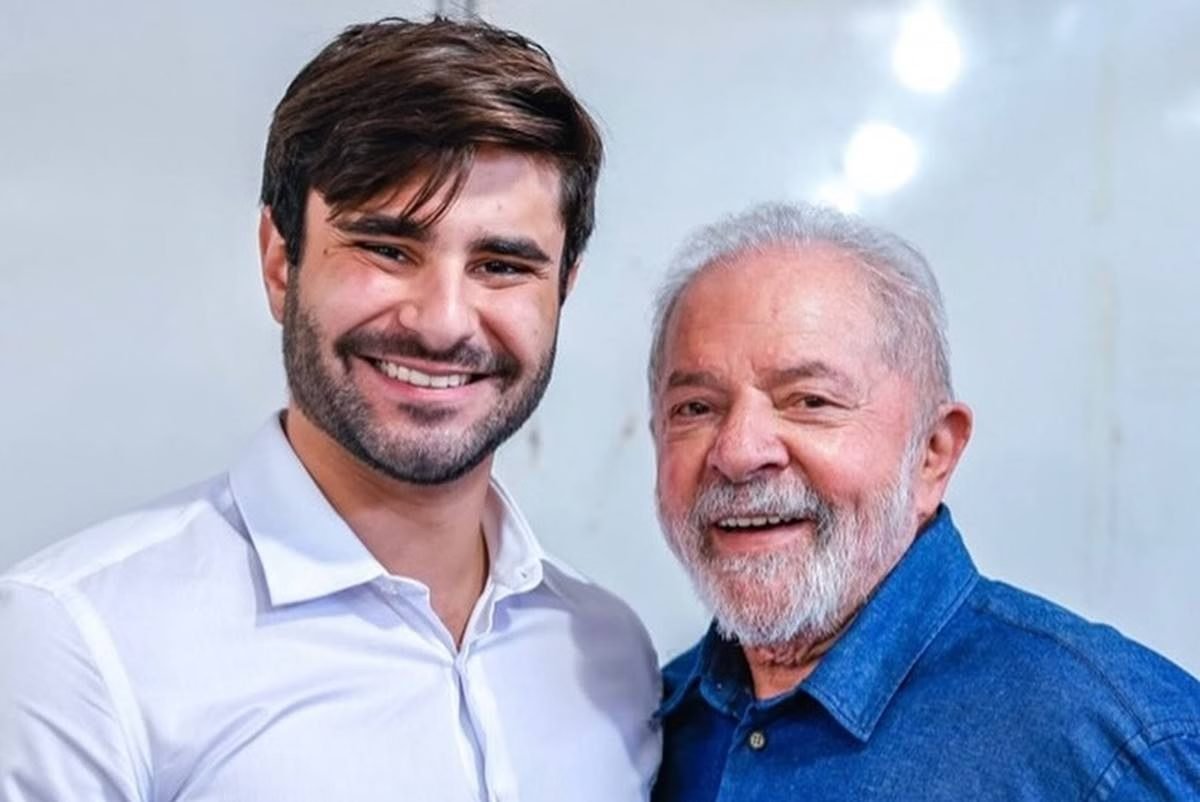 Sobrinho de Dilma Rousseff publica fake news sobre Argentina e recebe nota da comunidade no X