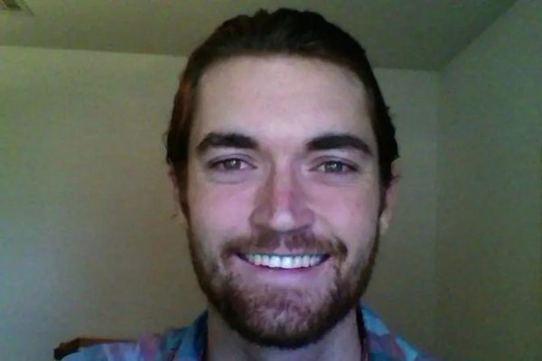 Quem é Ross Ulbricht, criador do Silk Road que teve perdão concedido por Trump