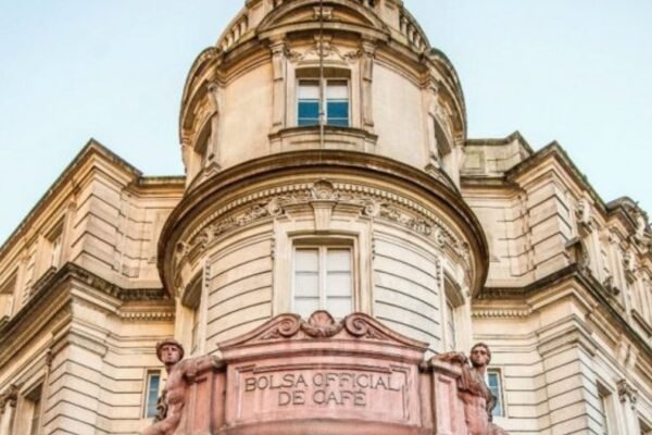 Jovens reimaginam histórias no Museu do Café com o projeto Criatividade na Tela