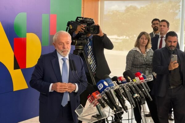 ‘Não há nenhum interesse, nem meu nem dele’, diz Lula sobre telefonema com Trump