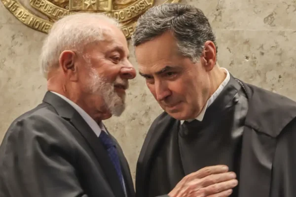 Barroso acusa Estadão de contribuir com ‘ódio institucional’ contra o STF