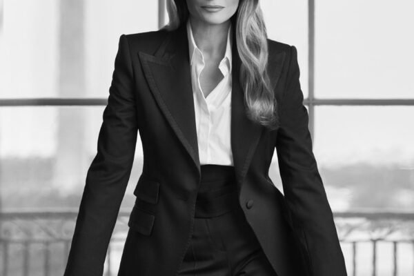 O que está por trás da nova foto oficial de Melania Trump