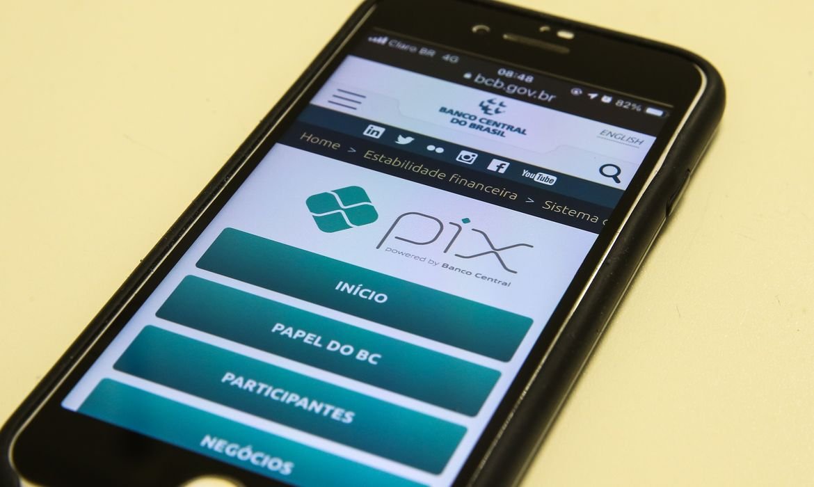 PT aposta no fim da escala 6×1 para reverter impopularidade