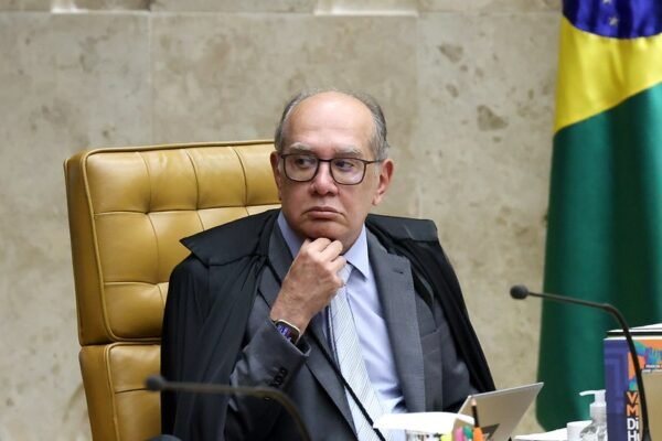 Alckmin e Lira lamentam posse de Maduro na Venezuela; Brasil enviou embaixadora à cerimônia