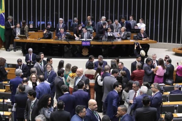 Os ‘penduricalhos’ que dão aos juízes os salários mais altos do Brasil