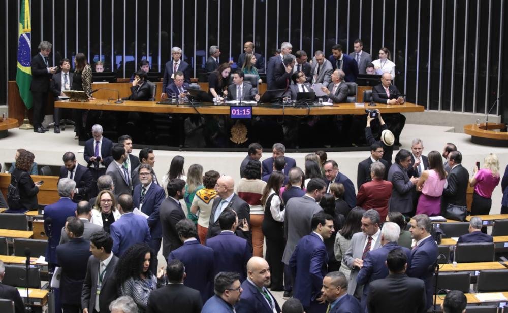 Os ‘penduricalhos’ que dão aos juízes os salários mais altos do Brasil