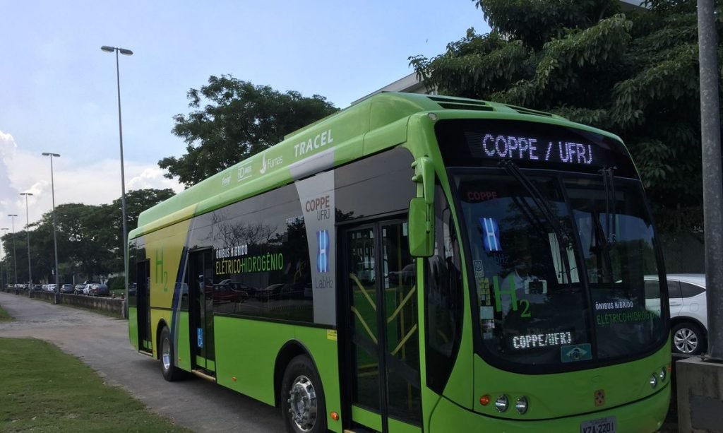 Justiça suspende lei que adiava transição de ônibus a diesel para elétricos em São Paulo