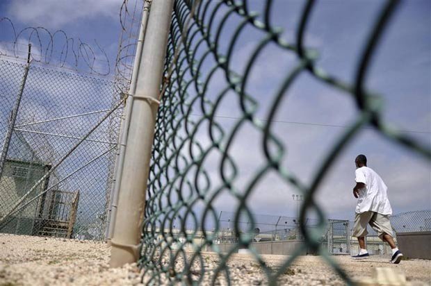 Primeiros imigrantes ilegais chegarão a Guantánamo nesta terça, diz porta-voz de Trump