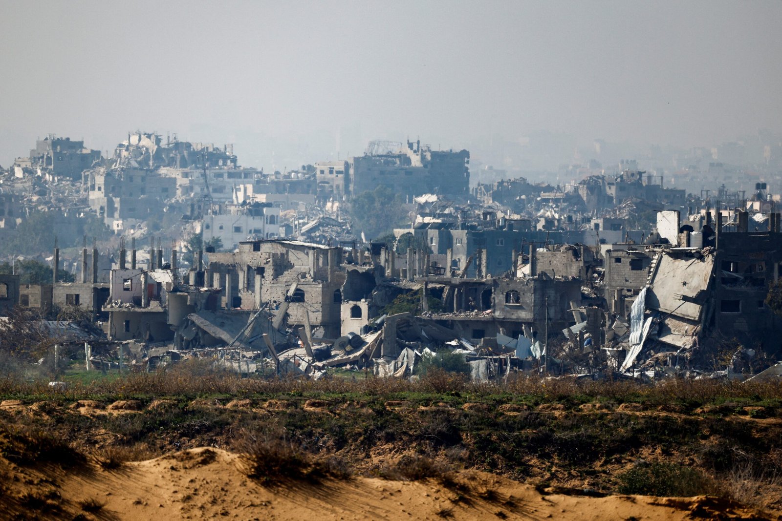 Negociações por 2ª fase do cessar-fogo em Gaza começaram, diz Hamas; Trump e Netanyahu se encontram nesta terça