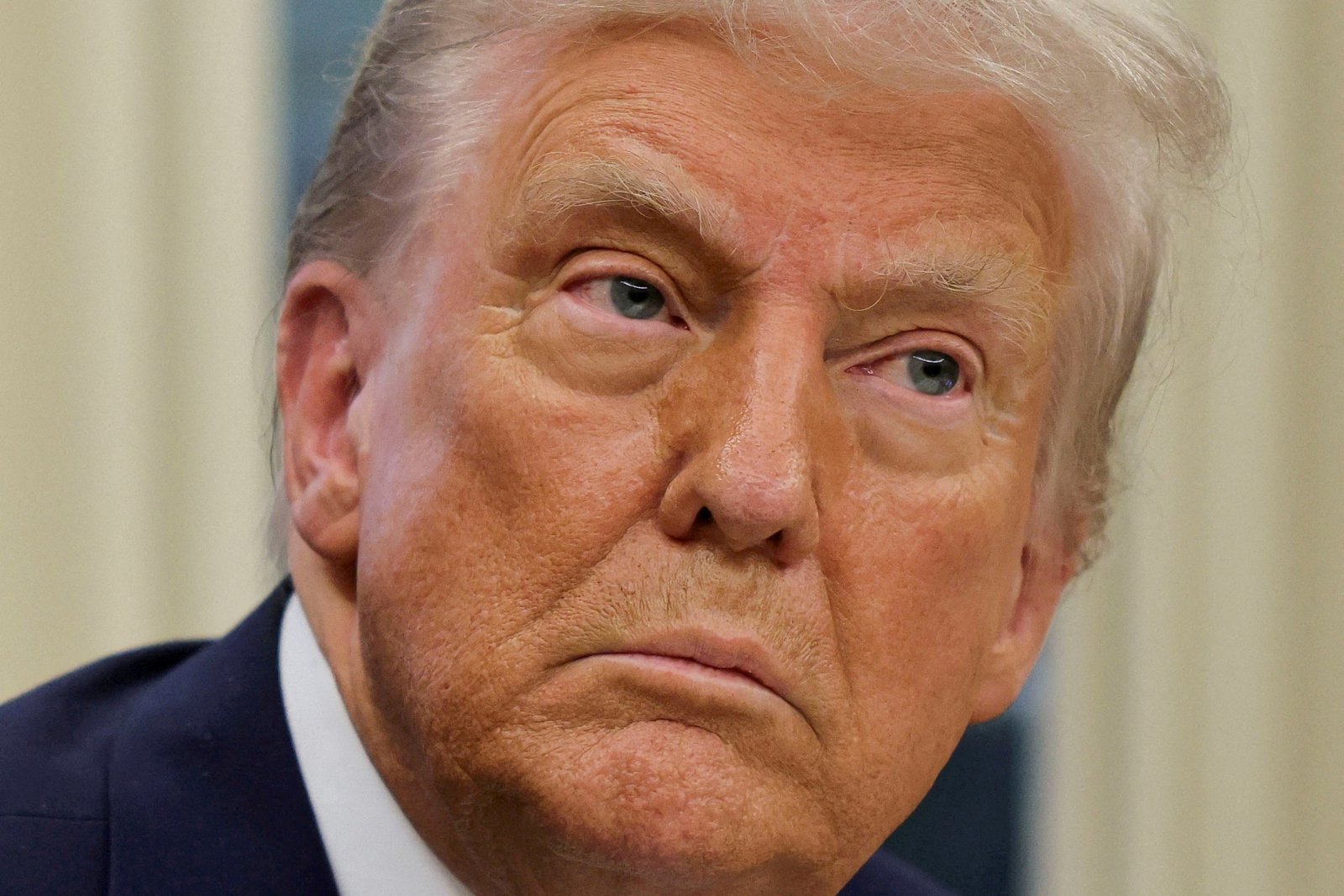 Trump canta vitória diante de pequenas concessões de Sheinbaum e Trudeau
