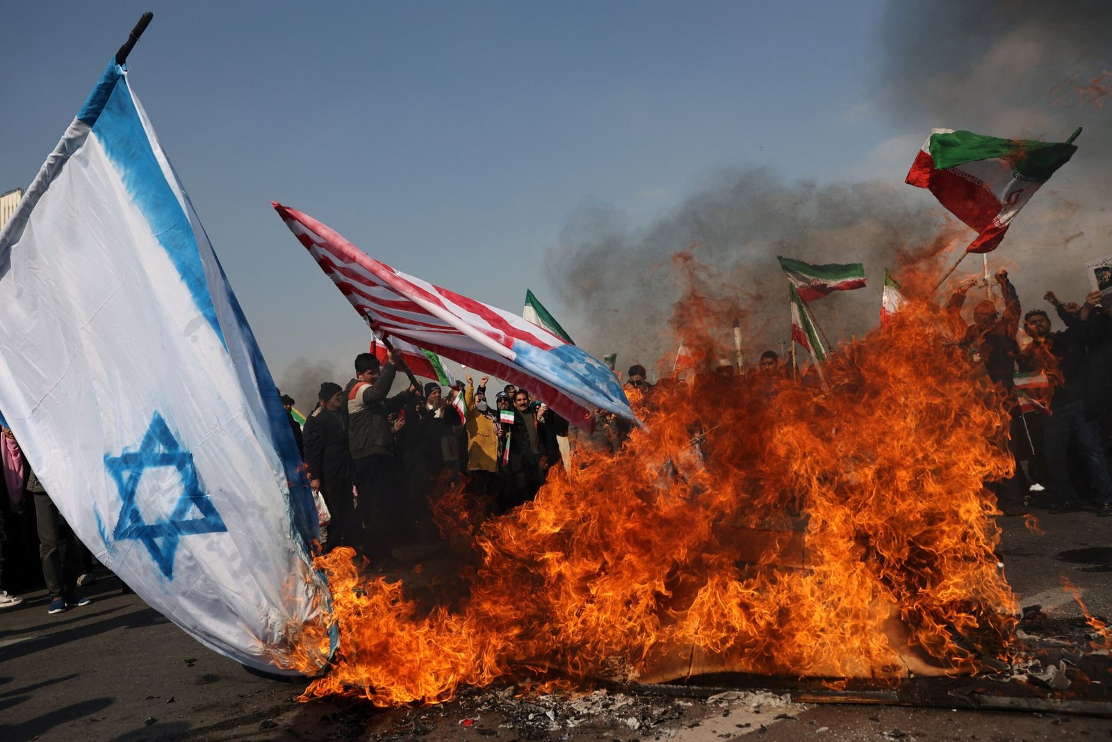 Na ONU, Irã ameaça uso da força após comentários ‘profundamente alarmantes e irresponsáveis’ de Trump