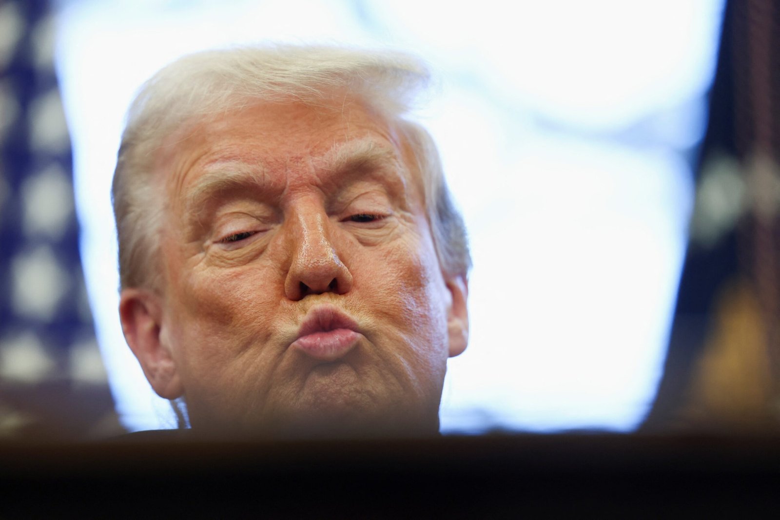 ‘Eu disse isso?’, questiona Trump, após repórter perguntar se ele ainda acredita que Zelensky é um ditador