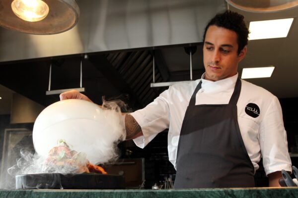 Oscar da gastronomia: Restaurante de Santos entra em lista dos melhores do mundo