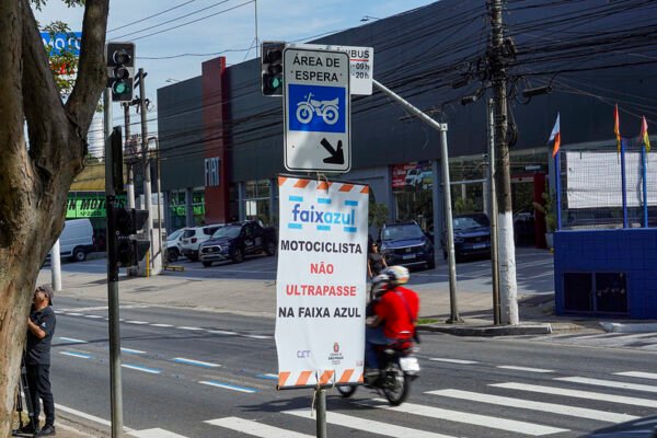 Faixa Azul completa três anos com redução de 47,2% de mortes em locais onde há a sinalização