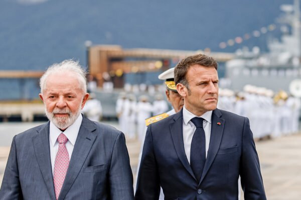 Macron anuncia viagem de Lula à França em junho