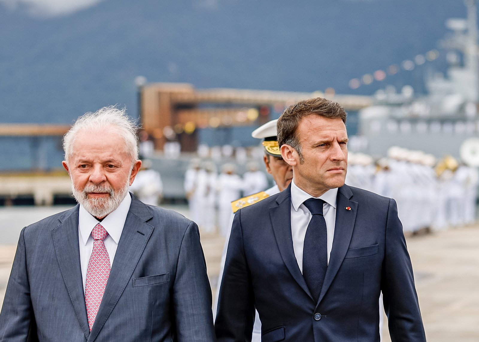 Macron anuncia viagem de Lula à França em junho