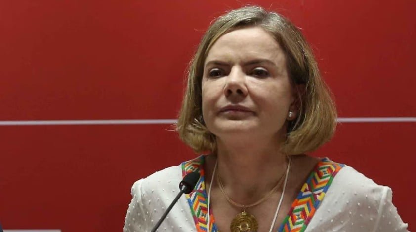 Depois de post de Musk, advogado de Lula pede bloqueio do X