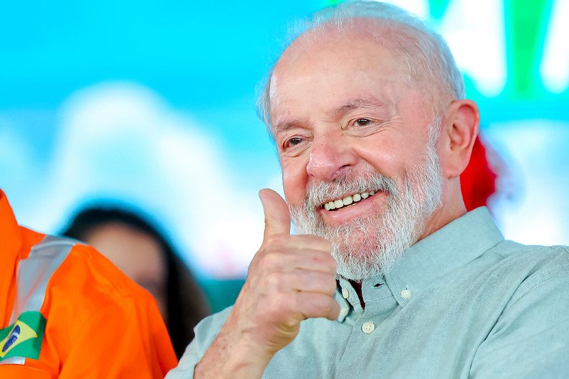 ‘Lula despreza a população do Norte’, diz Silvia Waiãpi