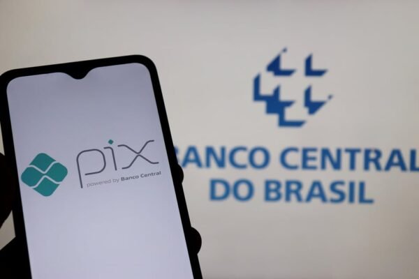 Portaria prova que monitoramento do Pix buscava arrecadação