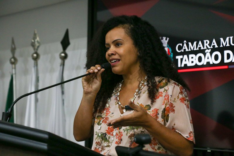 Câmara aprova 2 projetos de lei: Programa Escolas Cívico-Militares e multa paraconcessionárias que não efetuam o tapa buraco