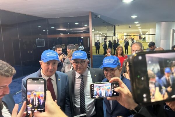 Última criação do novo ministro da Propaganda vira meme nas redes sociais