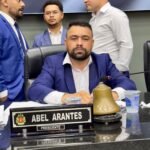 Presidente da Câmara de Embu das Artes critica governo municipal; “Quem paga é o povo” Presidente da Câmara de Embu das Artes critica governo municipal; “Quem paga é o povo”
