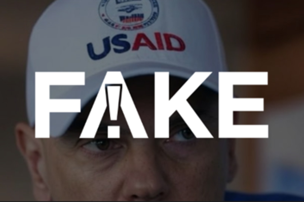 É #FAKE foto que mostra Alexandre de Moraes usando boné da USAID