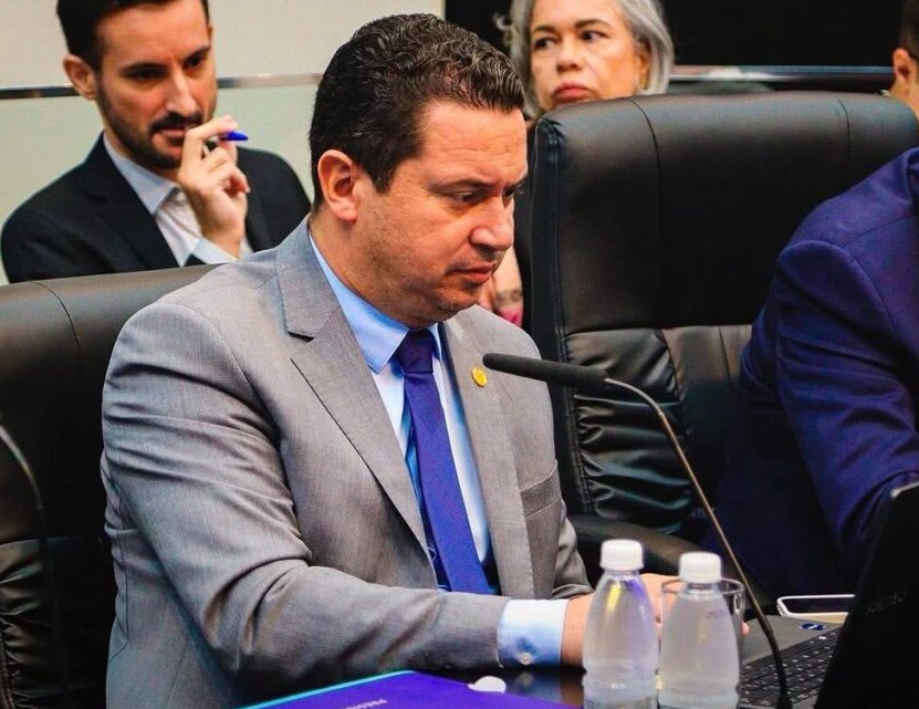 Delegado descarta envolvimento de Eduardo Nóbrega em investigação sobre ataque forjado