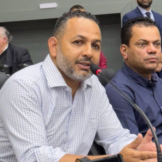 Câmara de Embu das Artes aprova projeto de lei para combate ao bullying e racismo nas escolas