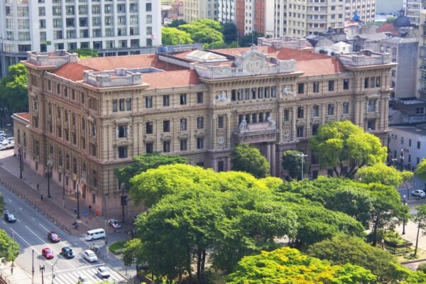 Venda de sentenças: CNJ abre processo contra desembargador
