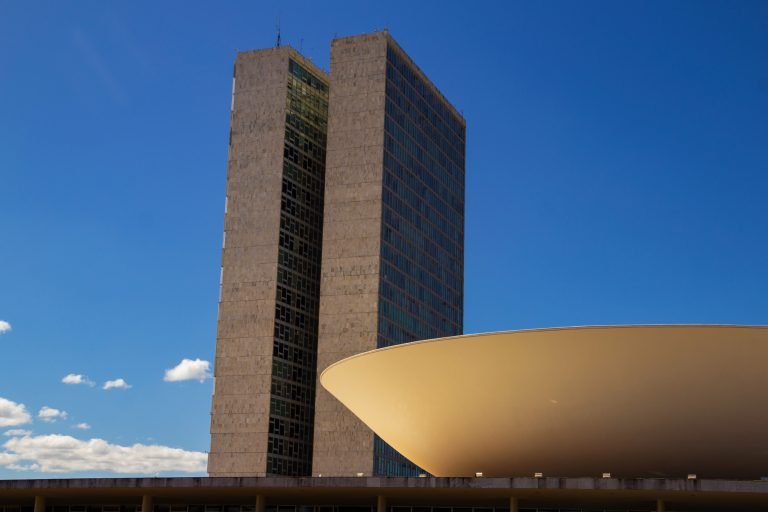 Veja como os líderes distribuíram os cargos da Mesa da Câmara entre partidos