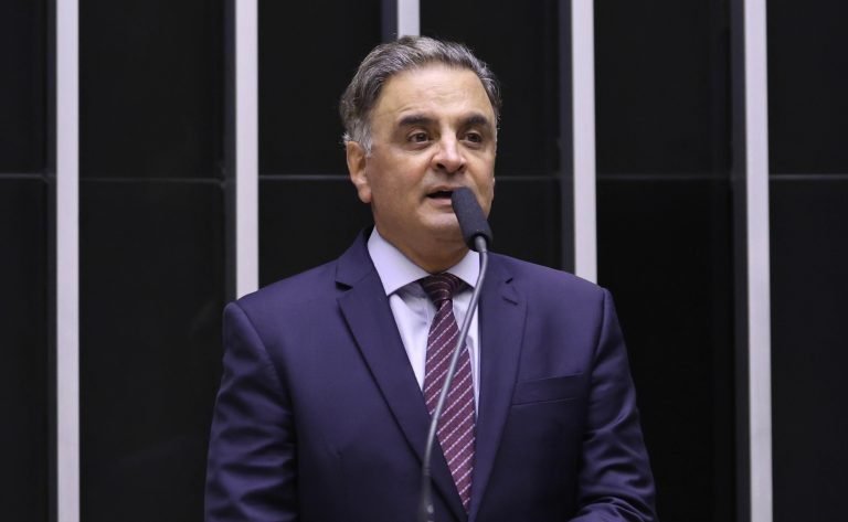 Projeto define regras para convocação de cadeia de rádio e TV para pronunciamentos oficiais